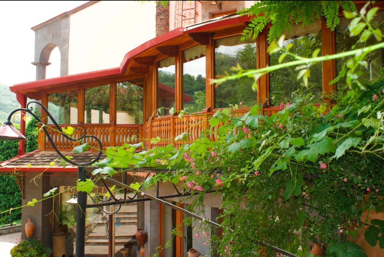 Hotel Mirhav Goris Exterior foto